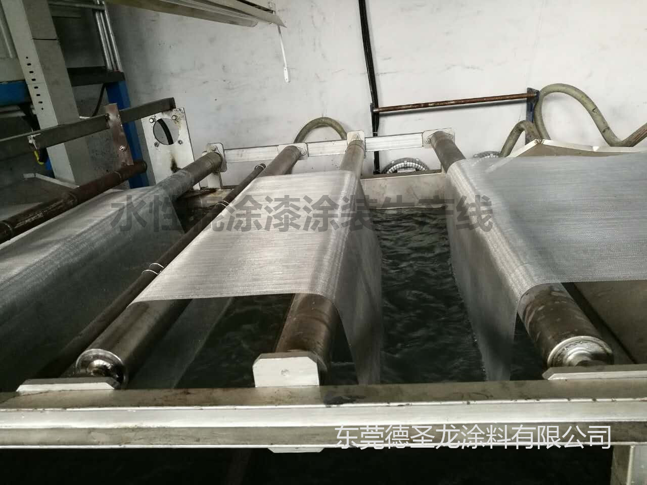 輕型防腐金屬涂料網板應用